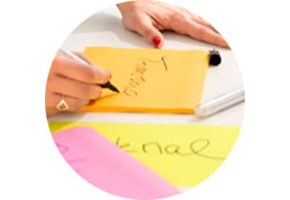 Post-it® Super Sticky Notes im Großformat
